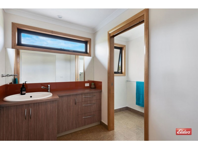 66 Lennah Drive, Wynyard TAS 7325
