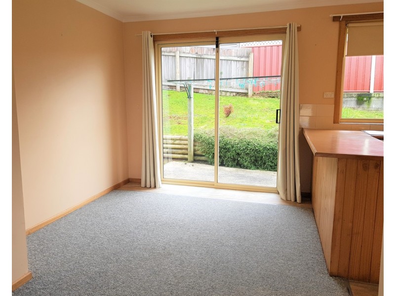 2/34 Manuka Drive, Romaine TAS 7320