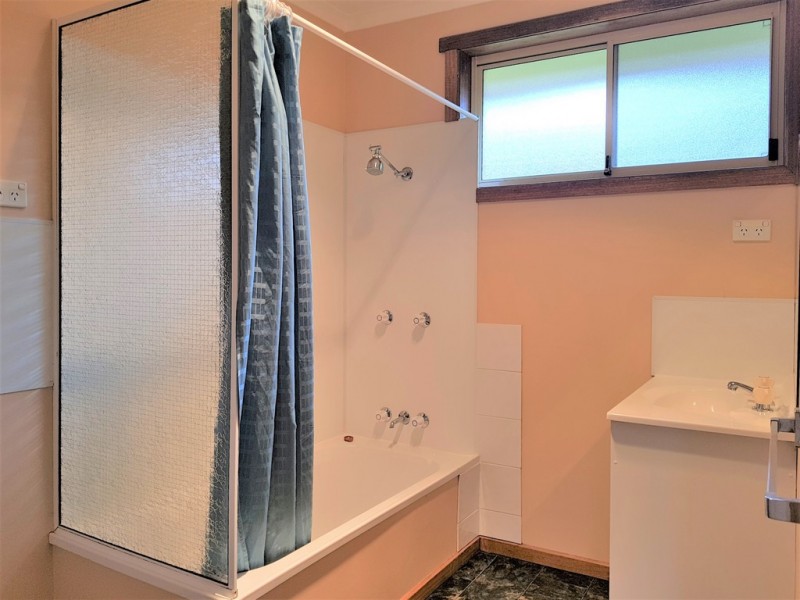 2/34 Manuka Drive, Romaine TAS 7320