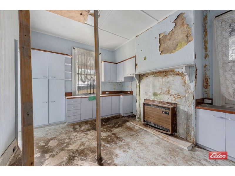 112 Main Street, Zeehan TAS 7469