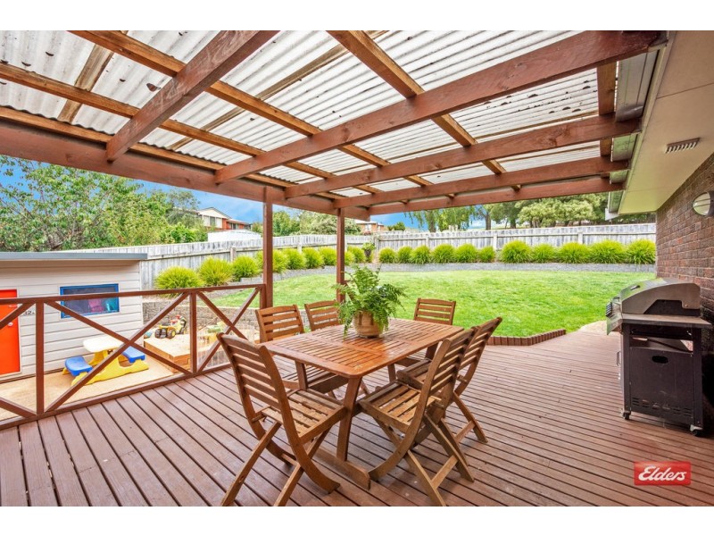 32 Sassafras Crescent, Romaine TAS 7320