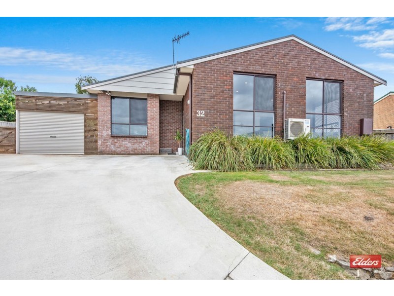 32 Sassafras Crescent, Romaine TAS 7320