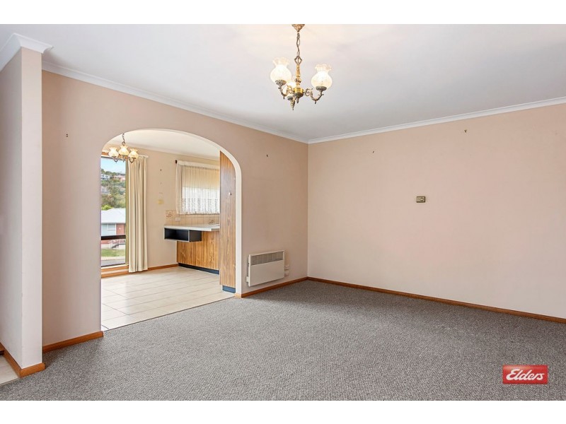 2/34 West Park Grove, Park Grove TAS 7320
