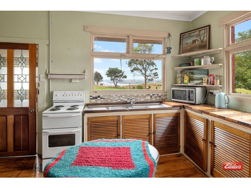 322 Table Cape Road, Table Cape TAS 7325
