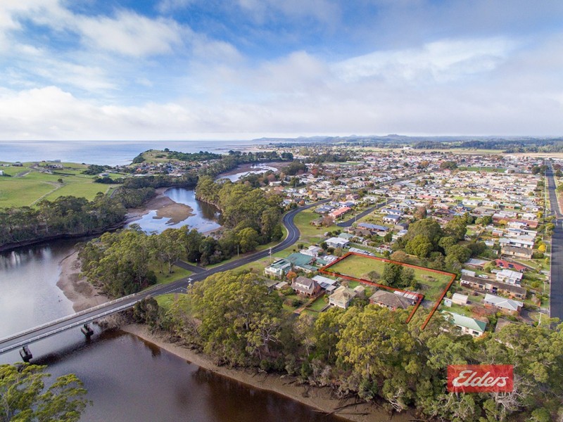 20 Esplanade, Wynyard TAS 7325