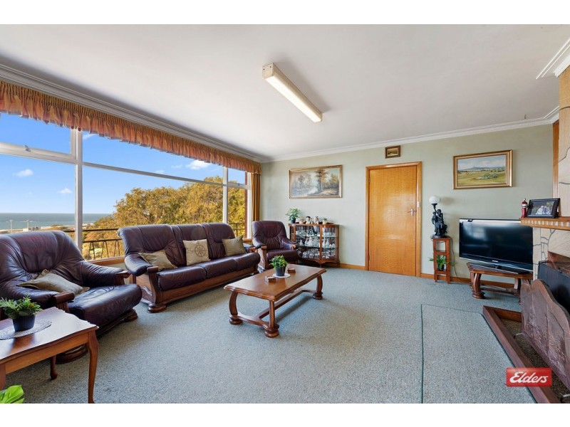 1 Bay Street, Parklands TAS 7320