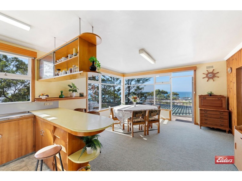 1 Bay Street, Parklands TAS 7320