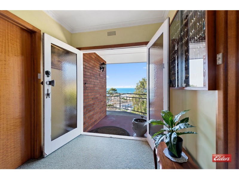 1 Bay Street, Parklands TAS 7320
