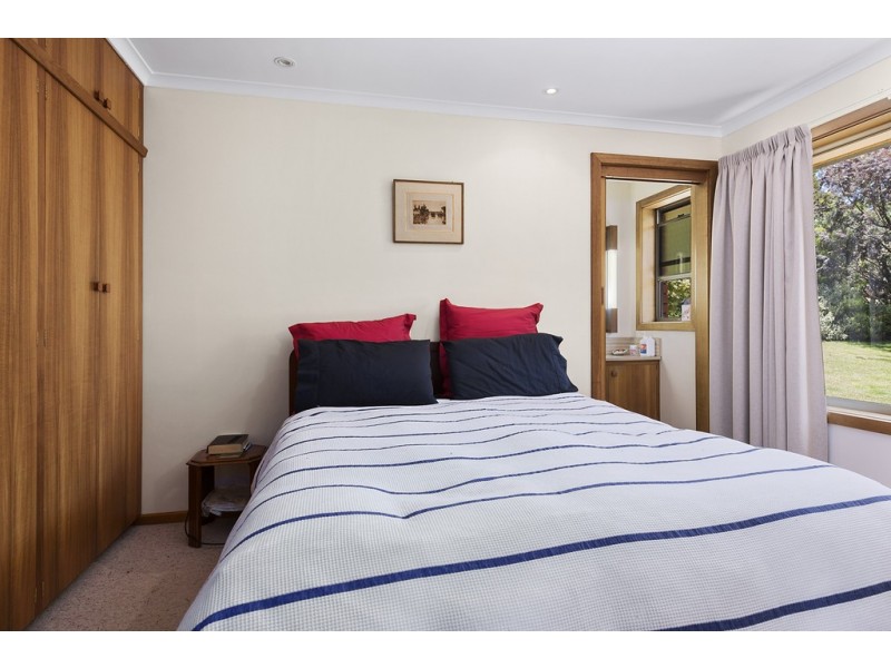 27 Laird Road, East Cam TAS 7321