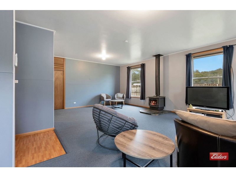 14 Chester Avenue, Rosebery TAS 7470