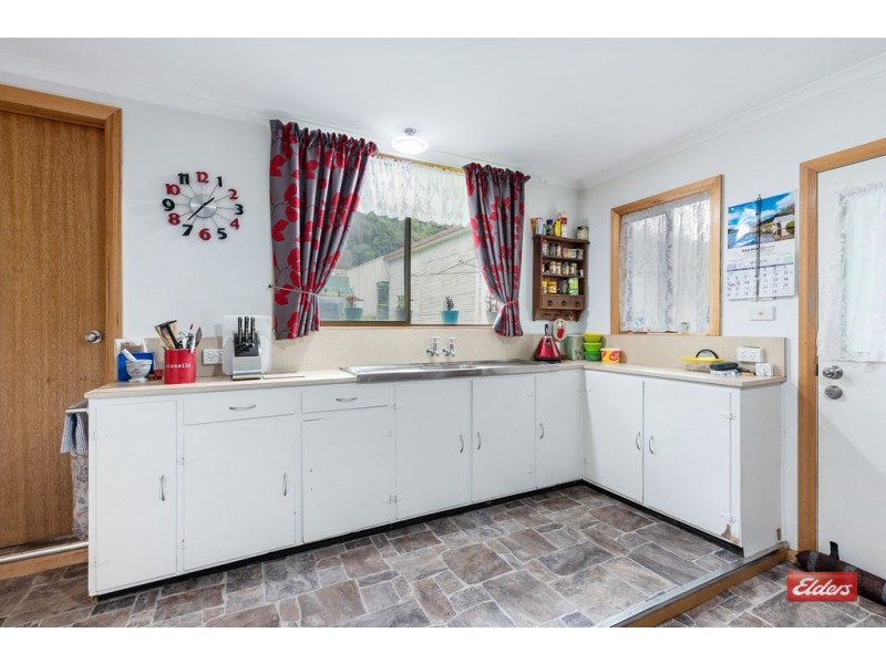 24 Grafton Street, Queenstown TAS 7467