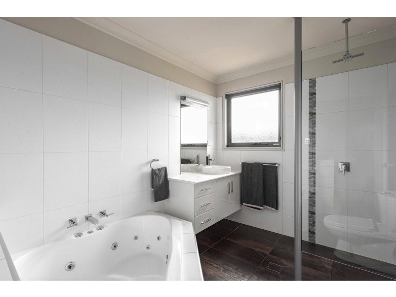 1 Katelyn Drive, Wynyard TAS 7325