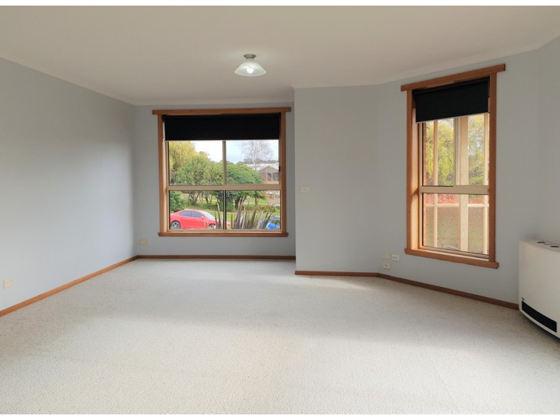 2/29 Mooreville Road, Park Grove TAS 7320