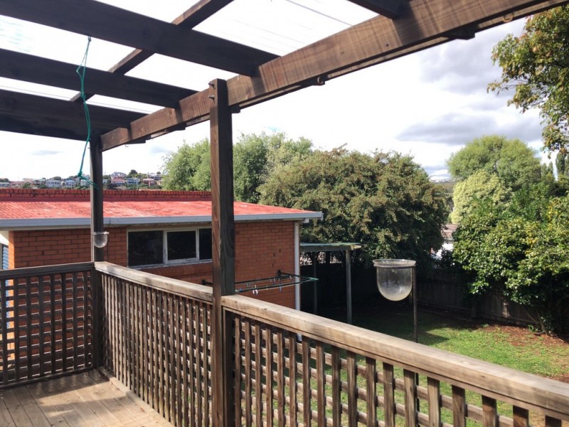 11 Futuna Avenue, Park Grove TAS 7320