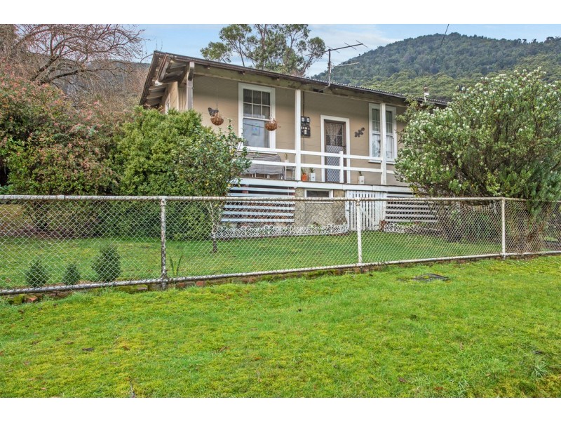 32 Clemons Street, Rosebery TAS 7470