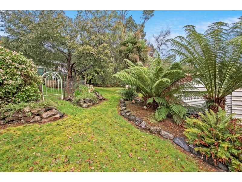 32 Clemons Street, Rosebery TAS 7470