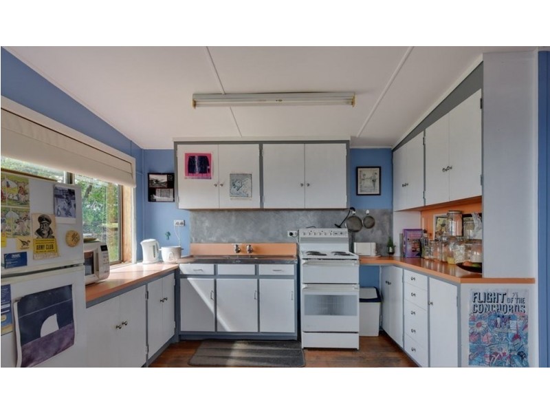 11 Moore Street, Boat Harbour TAS 7321