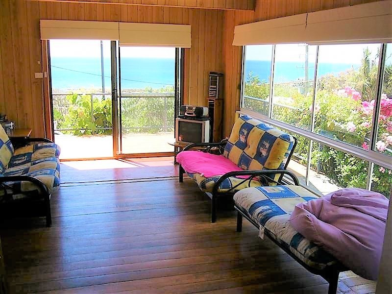 11 Moore Street, Boat Harbour TAS 7321