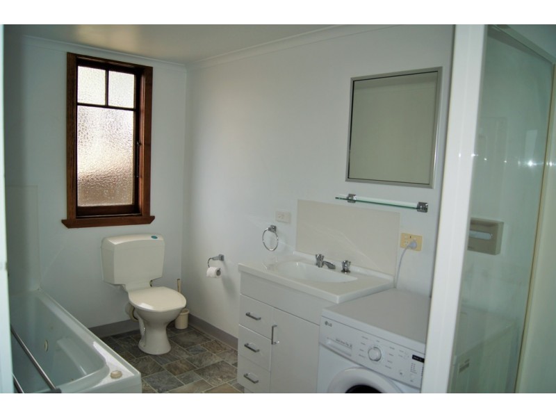 3a Bay View Avenue, Burnie TAS 7320