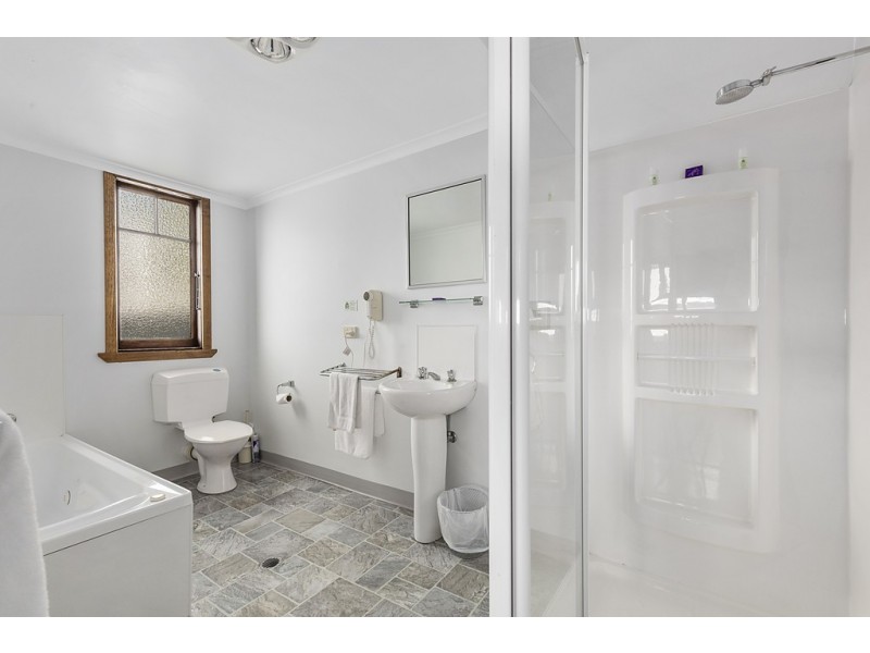 3a Bay View Avenue, Burnie TAS 7320