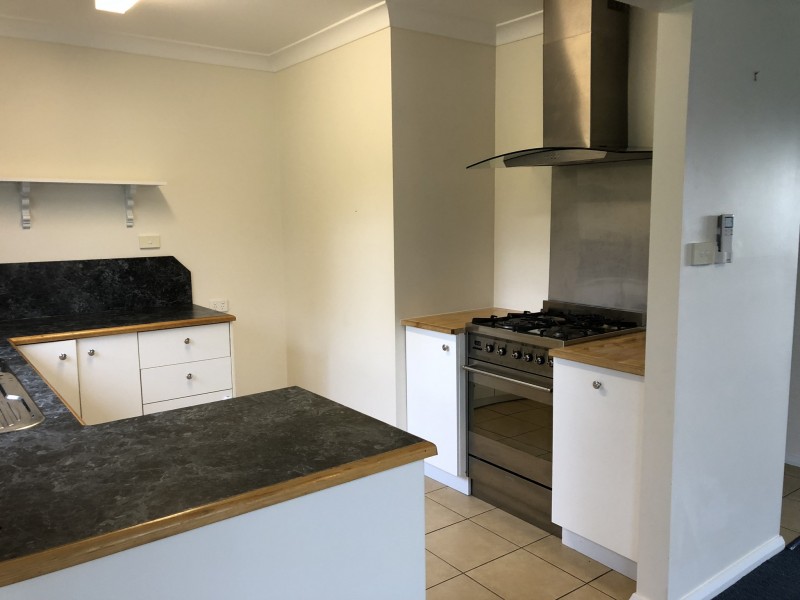 12 FEATHERSTONE STREET, Strahan TAS 7468