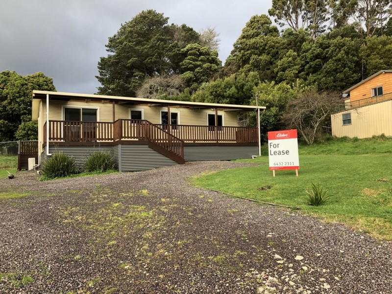 12 FEATHERSTONE STREET, Strahan TAS 7468