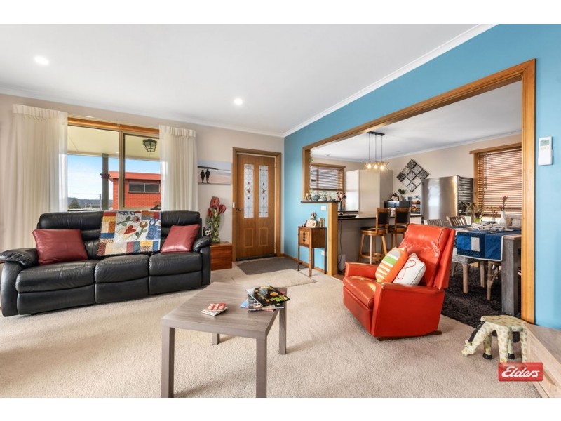 1/37 Thorne Street, Upper Burnie TAS 7320