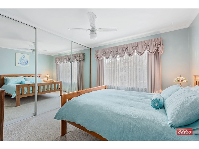 2/7 Holmes Place, Park Grove TAS 7320