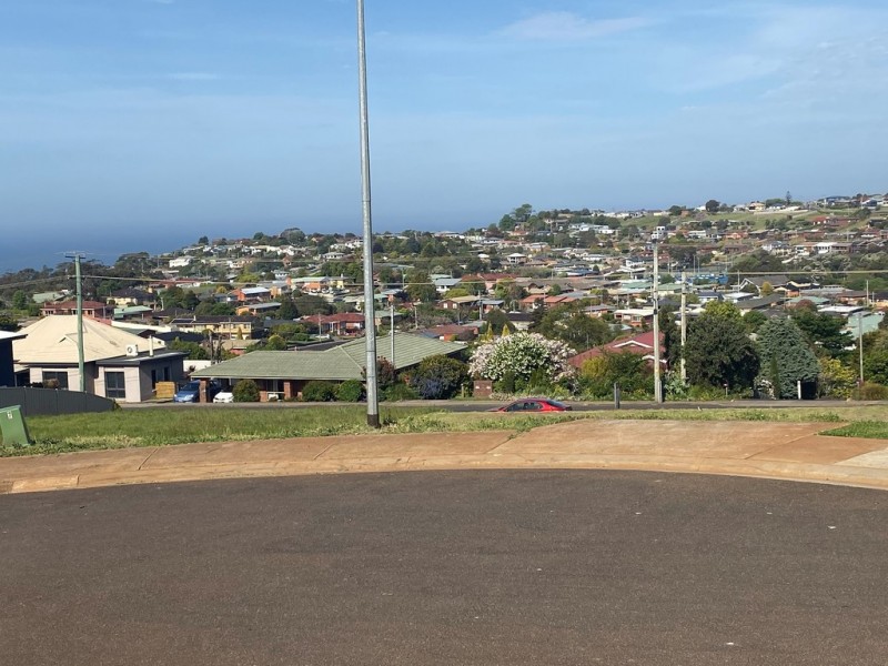 19 Lorrie Place, Park Grove TAS 7320