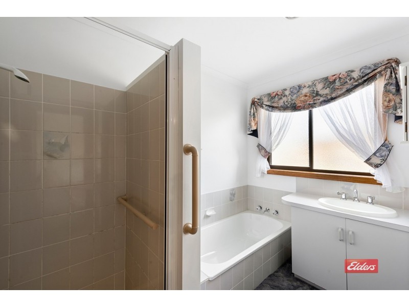 2/56 Simpson Street, Somerset TAS 7322