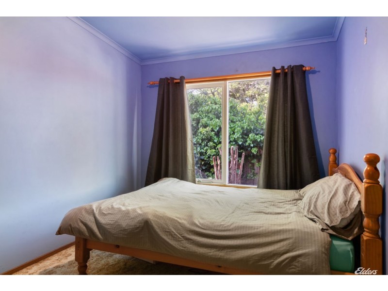 6 Futuna Avenue, Park Grove TAS 7320