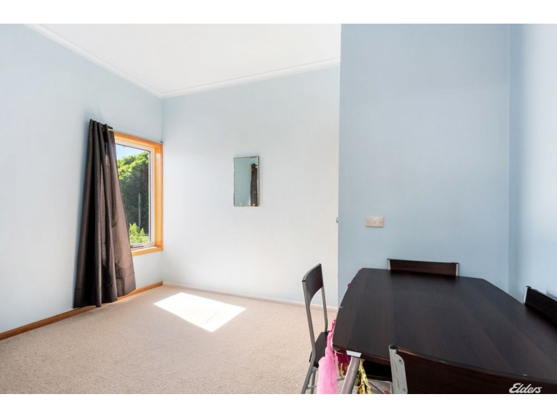 6 Futuna Avenue, Park Grove TAS 7320