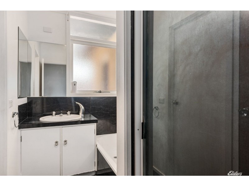 6 Futuna Avenue, Park Grove TAS 7320