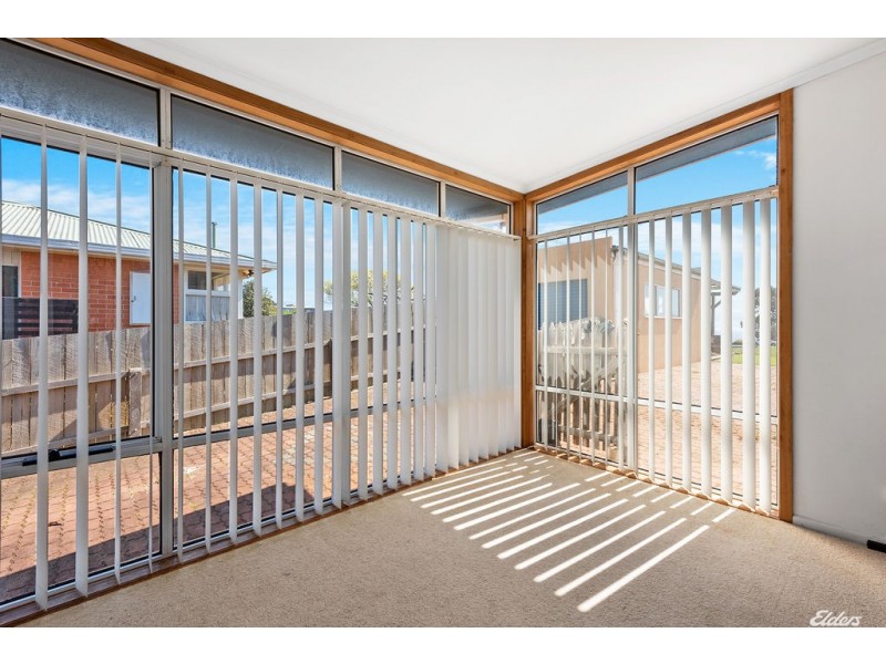 6 Futuna Avenue, Park Grove TAS 7320