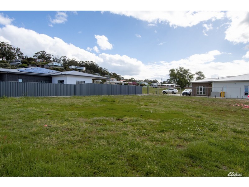 29c Athol Street, Somerset TAS 7322