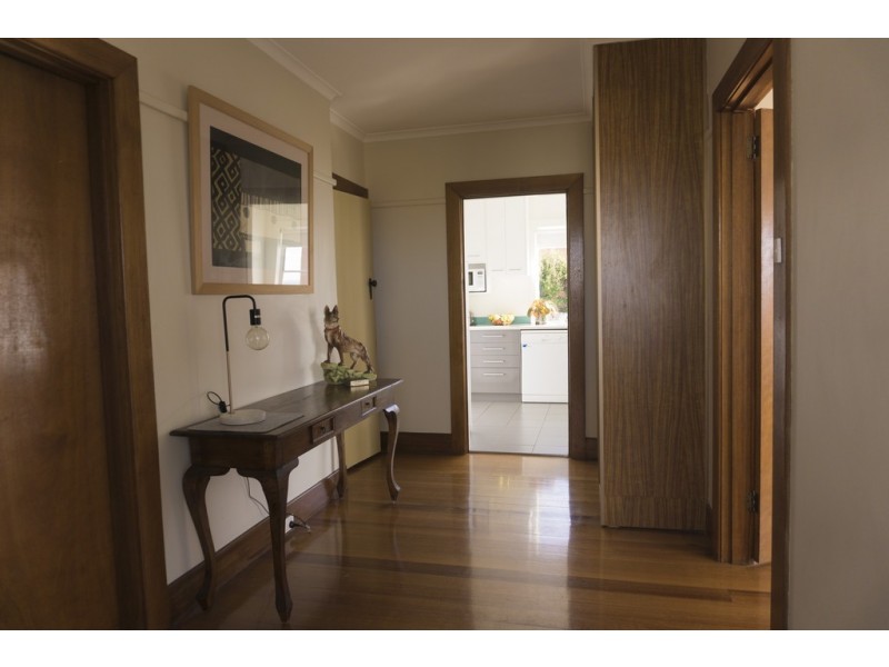 6 Mollison Street, Parklands TAS 7320