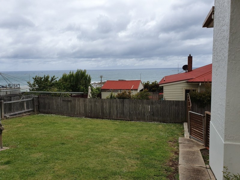 6 Mollison Street, Parklands TAS 7320