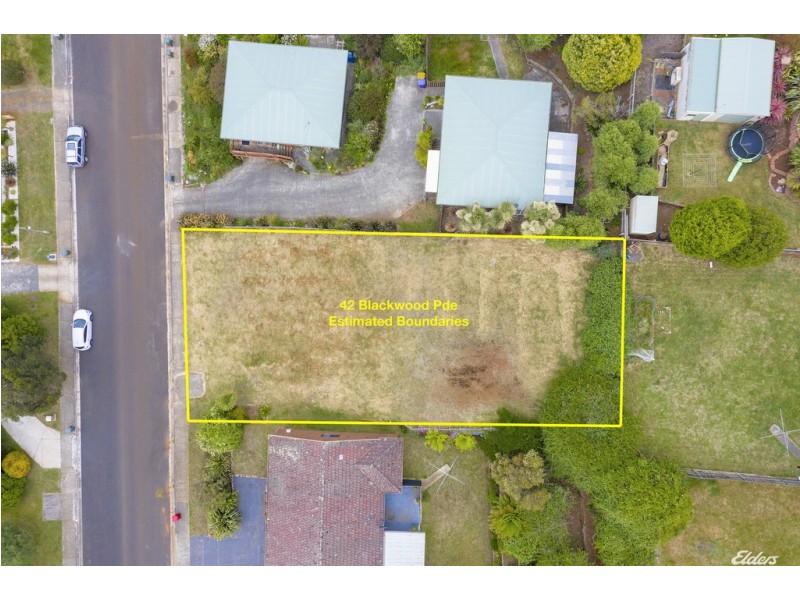 42 Blackwood Parade, Romaine TAS 7320
