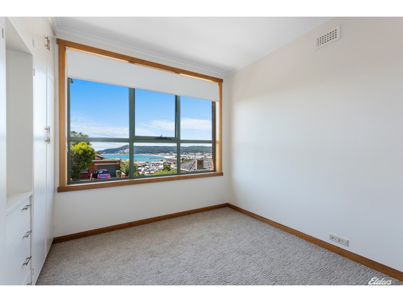 2 Grandview Avenue, Park Grove TAS 7320