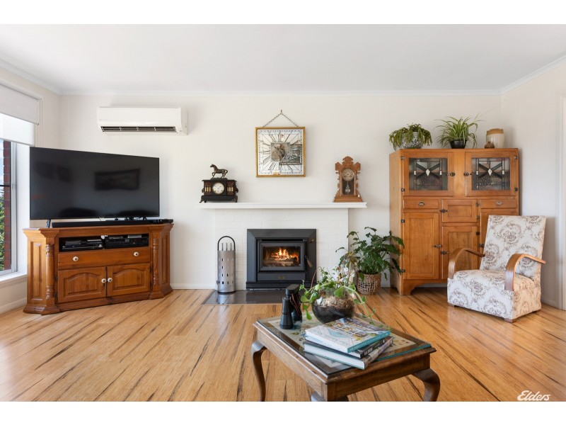 78 South Road, Penguin TAS 7316