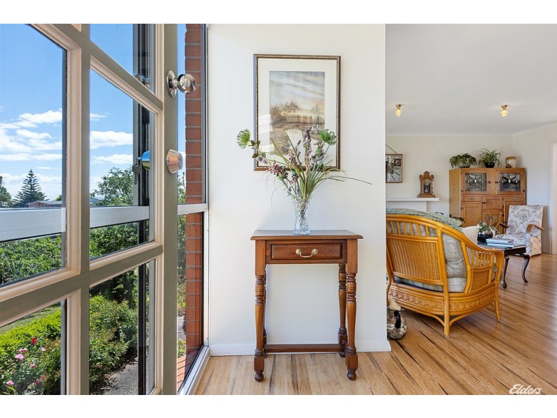 78 South Road, Penguin TAS 7316