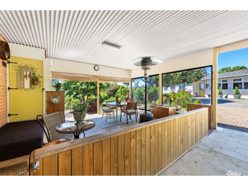 78 South Road, Penguin TAS 7316