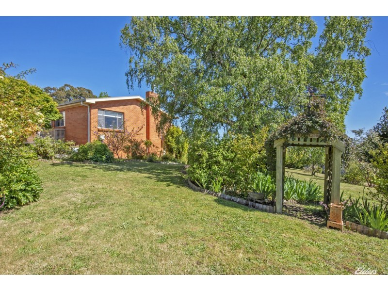 78 South Road, Penguin TAS 7316