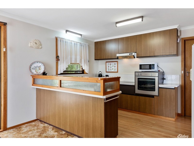 1 Toorak Court, Parklands TAS 7320