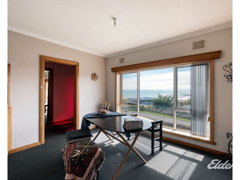 10 Frederick Street, Ocean Vista TAS 7320