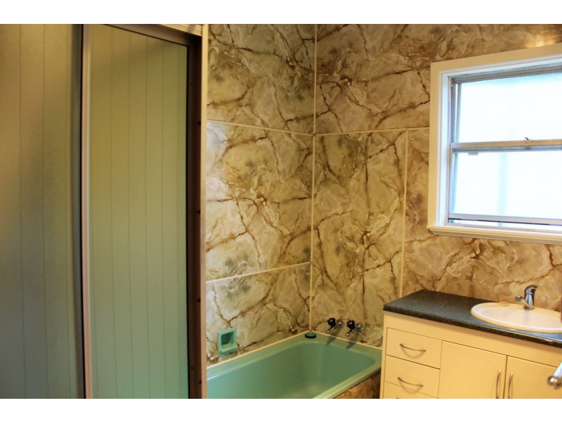7 Bernard Road, Ocean Vista TAS 7320