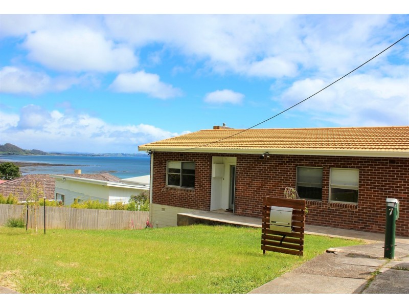 7 Bernard Road, Ocean Vista TAS 7320