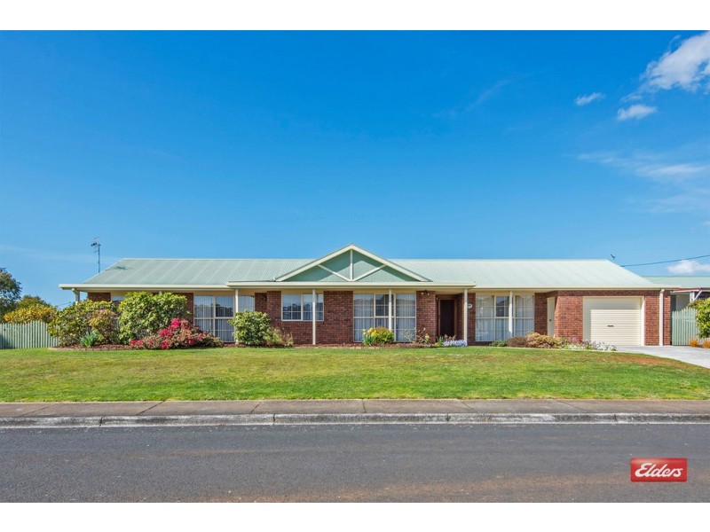 56a Raglan Street, Somerset TAS 7322