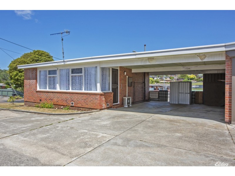 1/14 Howe Street, Park Grove TAS 7320