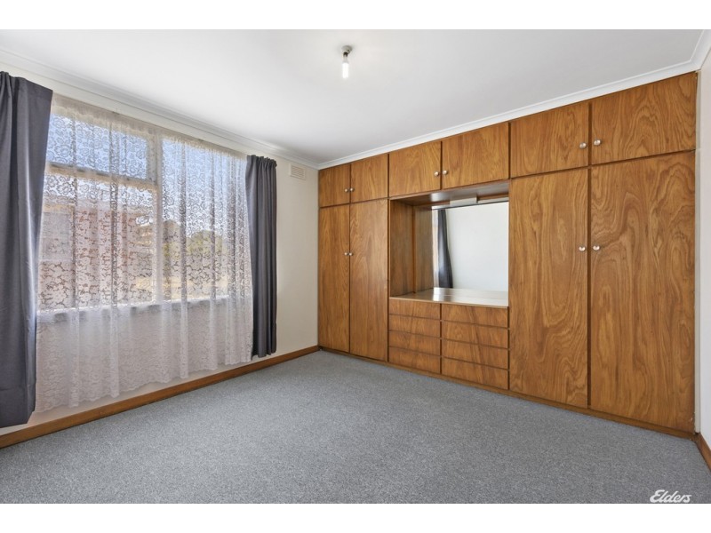 1/14 Howe Street, Park Grove TAS 7320